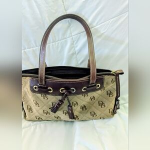 Dooney& Bourke purse